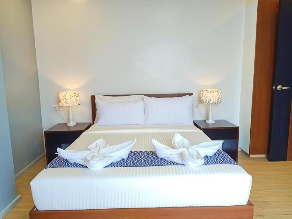 Inncity Hotel Calbayog Buitenkant foto