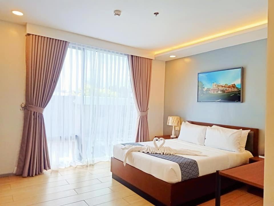 Inncity Hotel Calbayog Buitenkant foto